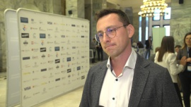 Polacy szykują rewolucję w telemedycynie. Kompaktowe urządzenie ze sztuczną inteligencją pozwoli zbadać gardło, płuca, serce czy brzuch bez wychodzenia z domu