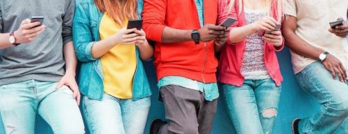 2 na 3 dostawy jedzenia zamawiane są przez platformy mobilne