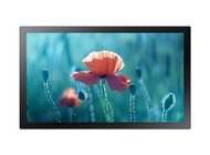 Nowe, 13-calowe monitory profesjonale Samsung z serii QBR – do każdej przestrzeni nowe produkty, usługi, technologie - Samsung Polska wprowadza do sprzedaży nową linię 13-calowych monitorów profesjonalnych z serii QBR - QB13R i jego dotykową wersję QB13R-T. Urządzenia mogą być wykorzystane m.in. do poprawy komunikacji z klientami w placówkach handlowych i usługowych czy jako tablice informacyjne w przestrzeniach biurowych. Główne cechy urządzeń to rozdzielczość Full HD, matowa matryca, smukła konstrukcja, praca w trybie 16/7 oraz wbudowany player MagicINFO, umożlwiający łatwe zarządzanie treścią.