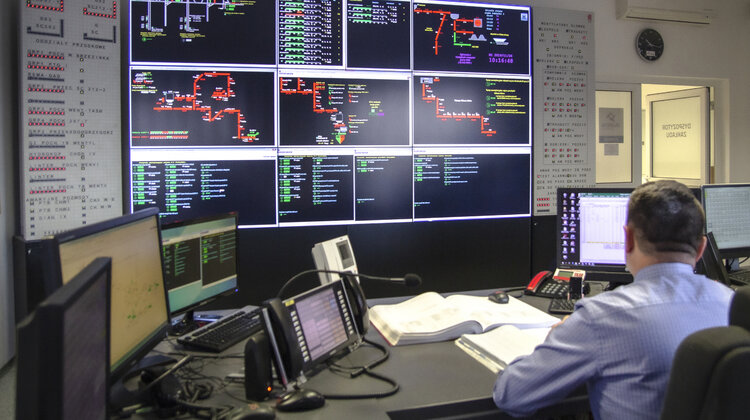 Cyfryzacja, która daje oszczędności przemysł ciężki, technologie - TAURON Wydobycie wdrożył unikalny system informatyczny umożliwiający precyzyjne monitorowanie i raportowanie awarii sprzętu w trzech zakładach górniczych. Oprogramowanie oparte m.in. na chmurze Microsoftu przyniesie Spółce kolejne oszczędności.