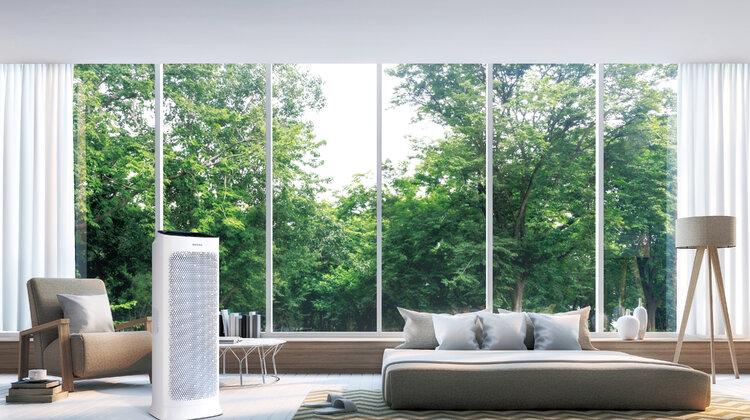 Zaczyna się sezon na alergie. Jak zapewnić sobie ulgę? zdrowie, technologie - Wiosna to czas kiedy natura zaczyna się budzić do życia, kwitną kwiaty, a drzewa zaczynają się zielenić. Większość z nas cieszy się ze słonecznych i coraz cieplejszych dni, niestety dla alergików to czas dokuczliwych objawów związanych z pyleniem traw i drzew. Ich pyłki krążą w powietrzu i przenikają do naszych domów przez tak chętnie otwierane wiosną okna. Czy istnieje sposób na to, aby poczuć ulgę w tym okresie.