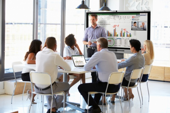 Newline X - Jak działać skutecznie w nowych warunkach? BIZNES, IT i technologie - Współpraca zespołów z dwóch różnych końców świata może być równie (albo nawet bardziej) skuteczna niż uczestników pracujących w tym samym pomieszczeniu. Poznaj system Newline X, który wnosi komunikację zdalną w firmie na nowy poziom.