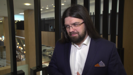 Sztuczna inteligencja walczy z cyberatakami w bankowości. Stworzenie cyfrowego DNA klienta pozwoli rozróżnić go od hakerów