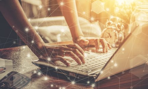 Home office a systemy ECM – jak ułatwić pracownikom pracę zdalną?