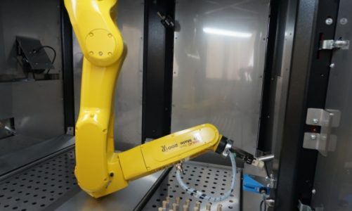 Robot FANUC ułatwia testy na koronawirusa