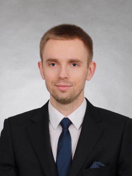 CZY AUTOMATYZACJA I ROBOTYZACJA ZASTĄPIĄ OSTATECZNIE PRACOWNIKA? BIZNES, IT i technologie - Postępująca automatyzacja widoczna jest w coraz większej liczbie branż, już nie tylko w przemyśle, ale również w finansach, medycynie czy marketingu.