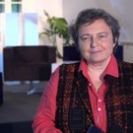 Sztuczna inteligencja coraz śmielej wkracza do administracji publicznej. Polska musi jednak gonić bogatsze kraje UE we wdrożeniach SI