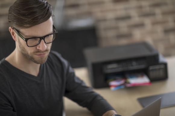 Halloween – chroń swoją sieć przed duchami, strzygami, trollami… i usterkami BIZNES, IT i technologie - Halloween – chroń swoją sieć przed duchami, strzygami, trollami… i usterkami w zabezpieczeniach druku!