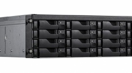 Asustor Lockerstor 16R Pro AS7116RDX - flagowy dysk sieciowy dla firm BIZNES, IT i technologie - Lockerstor 16R Pro AS7116RDX to wisienka na torcie firmy Asustor. Nowość jest adresowana do firm i ma stanowić kompilację najlepszych rozwiązań producenta. Przedsiębiorcy mogą liczyć na redundantne zasilanie i łączność sieciową.