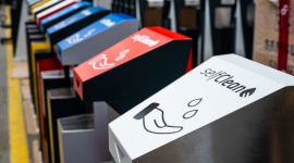 SelfMaker przekazał stację dezynfekującą Fundacji FONIS z Wrocławia LIFESTYLE, IT i technologie - SelfMaker, Polska firma technologiczna z Łodzi, włączyła się w walkę z pandemią i wspiera społeczności lokalne. Na potrzeby różnych instytucji oraz WOŚP przekazała łącznie 18 w pełni automatycznych stacji dezynfekujących – SelfClean.