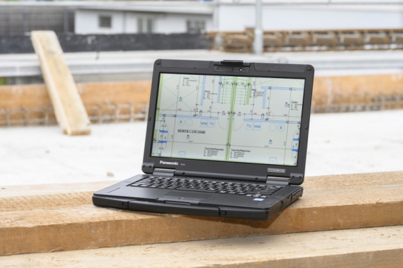 Wzmocnione urządzenia TOUGHBOOK na placu budowy BIZNES, IT i technologie - Firma FIBO Bau AG wprowadziła na swoich budowach kompleksową koncepcję digitalizacji.