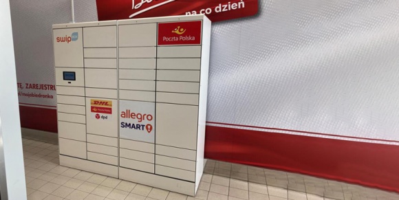 Automaty paczkowe SwipBox w sieci DPD Polska BIZNES, IT i technologie - DPD Polska włącza do swojej sieci automaty SwipBox służące do odbioru przesyłek kurierskich.