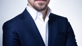 Trendy technologiczne roku 2021 BIZNES, IT i technologie - Od załamania światowej harmonii do wyznaczania nowych norm społecznych – w 2020 roku byliśmy świadkami symbolicznego rozpoczęcia nowej ery. Obecnie, technologia umożliwia, a nawet wymusza na wszystkich konieczność nowego spojrzenia na to, jak prowadzimy biznes.