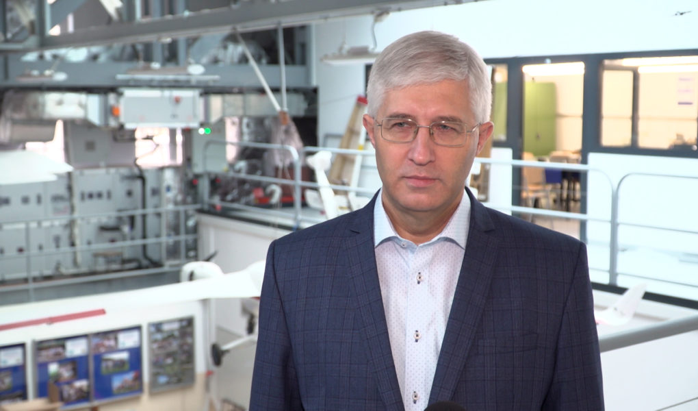 pw-bezzalogowce-kurierzy-foto-1 Bezzałogowe drony dostarczają już paczki klientom w Wielkiej Brytanii. W Polsce tego typu usługi będzie trudno wdrożyć