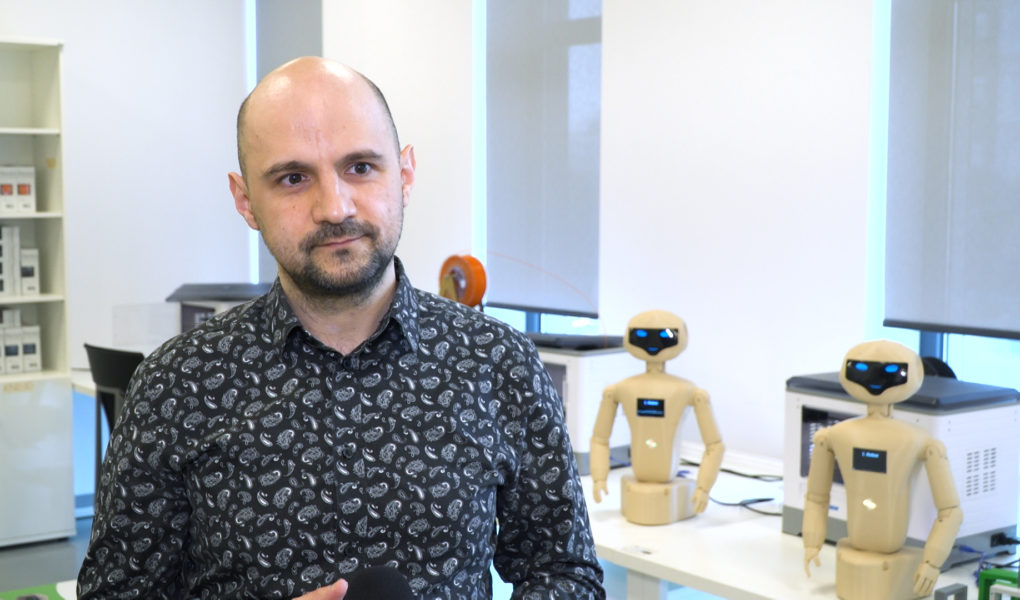 smartlife-edukacja-robotyka-foto-1 Sztuczna inteligencja i robotyka zmieniają edukację. Ich rola zwiększyła się zwłaszcza w dobie pandemii