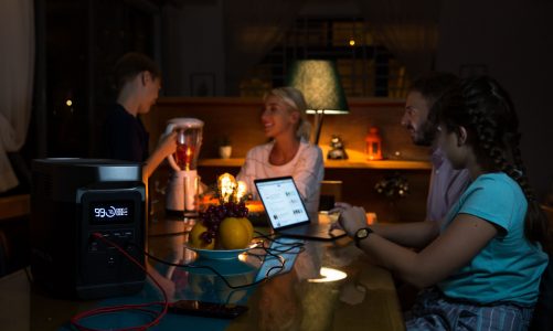 Wakacyjne burze – jak zabezpieczyć sprzęt przed skutkami wyładowań atmosferycznych?